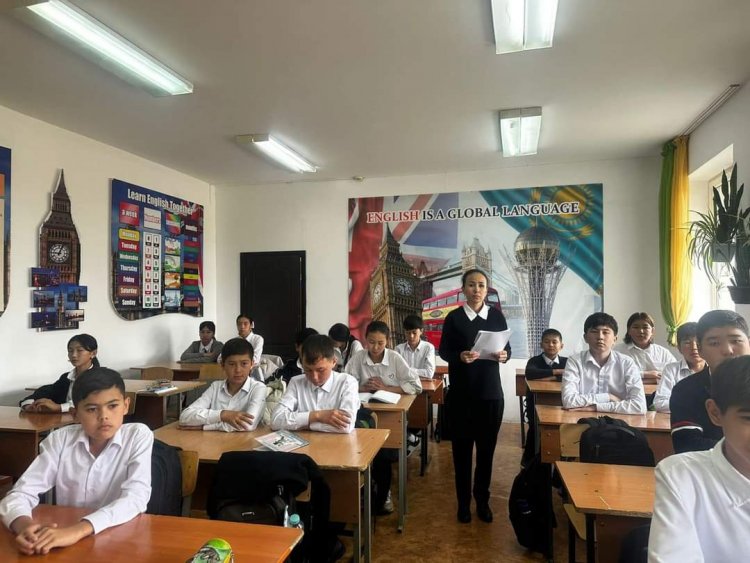 “ҚЫЛМЫССЫЗ ЖАРҚЫН БОЛАШАҚ” АТТЫ ТӘРБИЕ САҒАТЫ ӨТКІЗІЛДІ