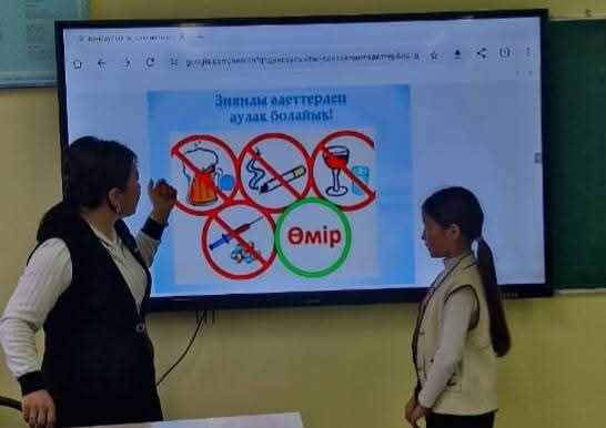 "ДЕНСАУЛЫҚТЫ САҚТАЙТЫН ӘДЕТТЕР" АТТЫ ТӘРБИЕ САҒАТЫ ӨТКІЗІЛДІ